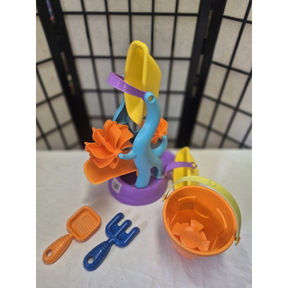 Sandspinner beach Pail & 14pc set